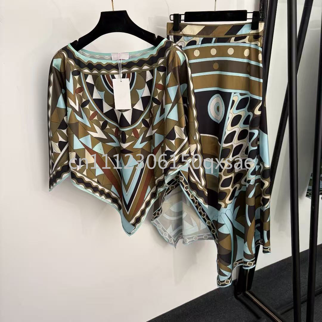 Street Fashion Logo - Luxe design dames zwarte manteljurkensets met